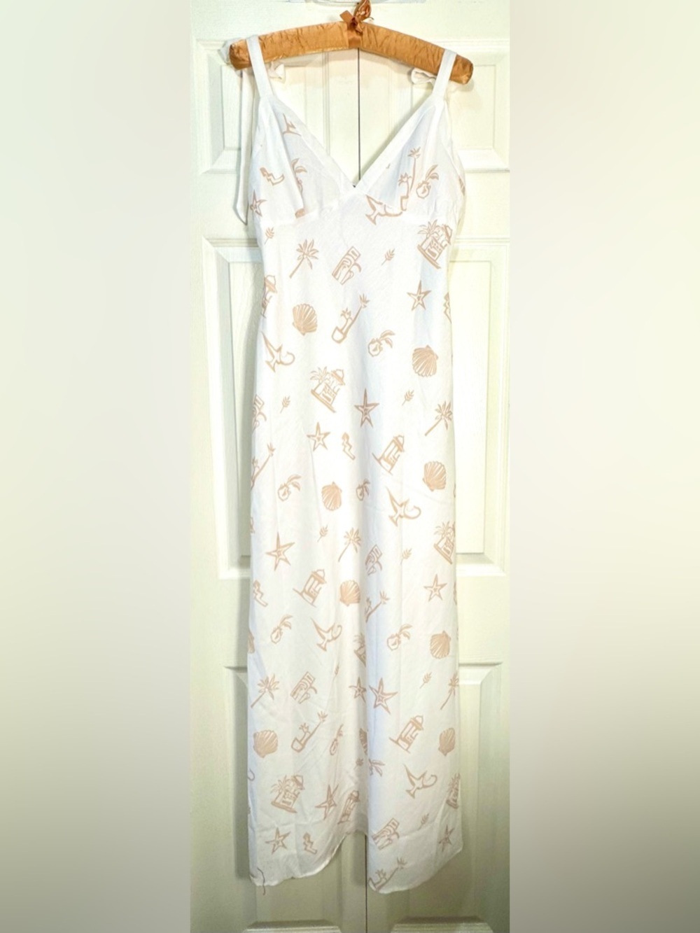 Indi Luxe Jaya Maxi Dress White Tan Tropical Tie Strap Resort L NWT